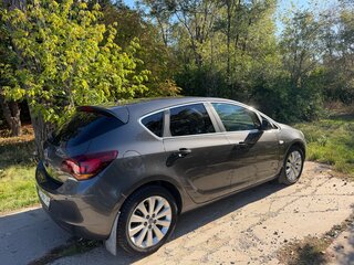 2011 Opel Astra J, серый, 750000 рублей, вид 4