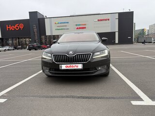 2017 Skoda Superb III, коричневый, 2150000 рублей, вид 4