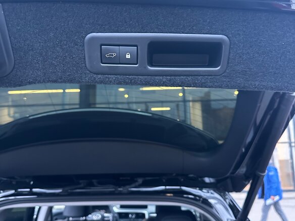 2020 Lexus RX 300 IV Рестайлинг, чёрный, 6200000 рублей - вид 20