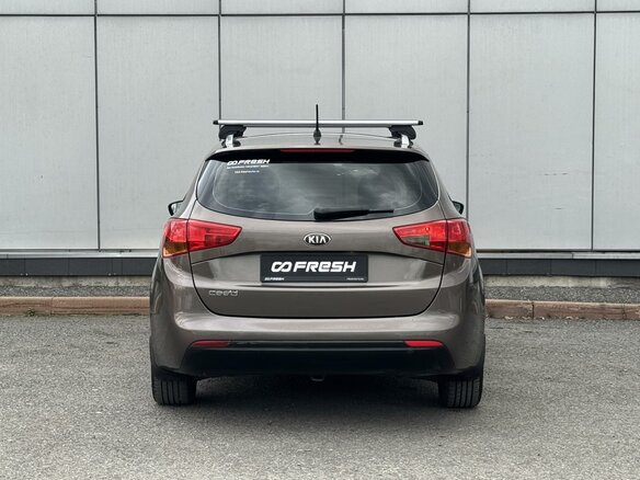 2013 Kia Ceed II, коричневый, 930000 рублей - вид 3