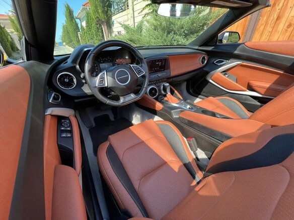 2019 Chevrolet Camaro VI Рестайлинг, жёлтый, 2900000 рублей - вид 9