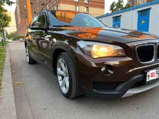 2013 BMW X1 20i I (E84) Рестайлинг, коричневый, 1390000 рублей, вид 2
