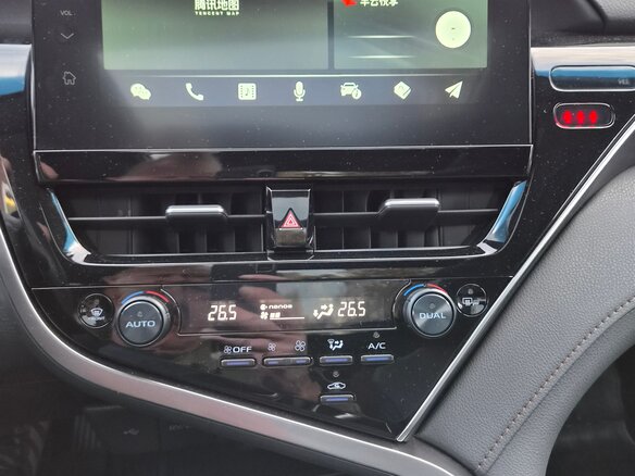 2023 Toyota Camry US Market VIII (XV70) Рестайлинг, чёрный, 3500000 рублей - вид 14