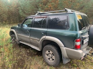 2002 Nissan Patrol V (Y61), зелёный, 800000 рублей, вид 3