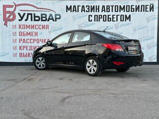 2015 Hyundai Solaris I Рестайлинг, чёрный, 990000 рублей, вид 4
