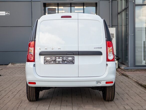 2026 Lada (ВАЗ) Largus I Рестайлинг, белый, 1647000 рублей - вид 4