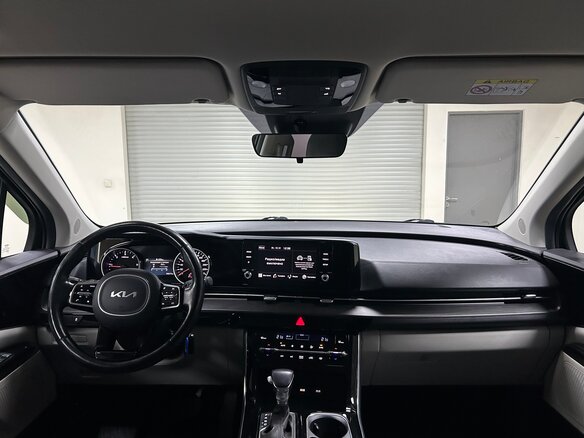 2021 Kia Carnival IV, чёрный, 3980000 рублей - вид 18