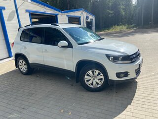 2014 Volkswagen Tiguan I Рестайлинг, белый, 950000 рублей, вид 3