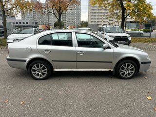 2007 Skoda Octavia I (A4) Рестайлинг, серебристый, 369000 рублей, вид 4
