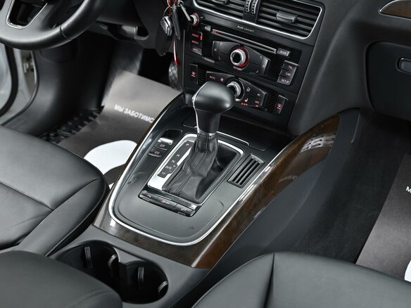 2012 Audi Q5 I (8R) Рестайлинг, белый, 1455000 рублей - вид 7