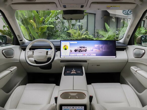 2026 Lynk & Co 900, чёрный, 8890000 рублей - вид 10