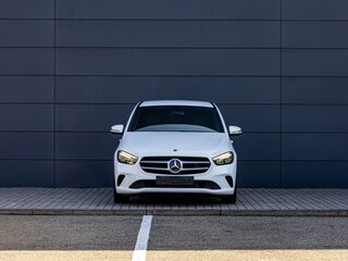 2019 Mercedes-Benz B-Класс 180 III (W247), белый, 1995000 рублей, вид 2