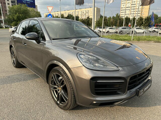 2020 Porsche Cayenne III, серый, 6690000 рублей, вид 3