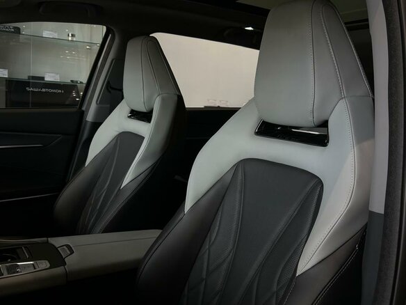 2024 Changan CS75 Plus III, чёрный - вид 4