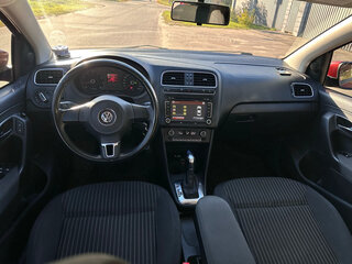 2013 Volkswagen Polo V, красный, 780000 рублей, вид 5