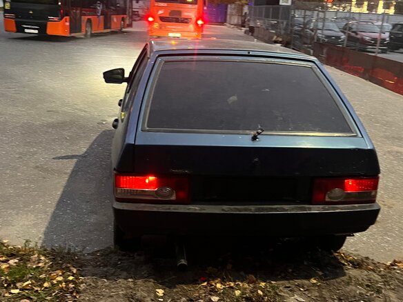 2005 Lada (ВАЗ) 2109, синий, 90000 рублей - вид 9