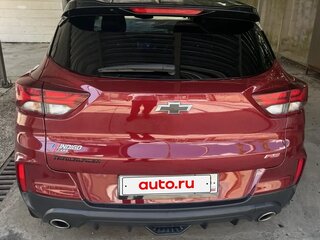 2023 Chevrolet TrailBlazer III, красный, 2250000 рублей, вид 4