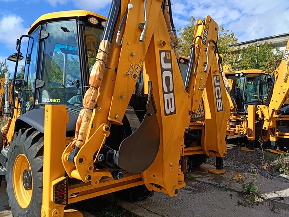 2024 JCB 3CX, жёлтый, 13000000 рублей - вид 6