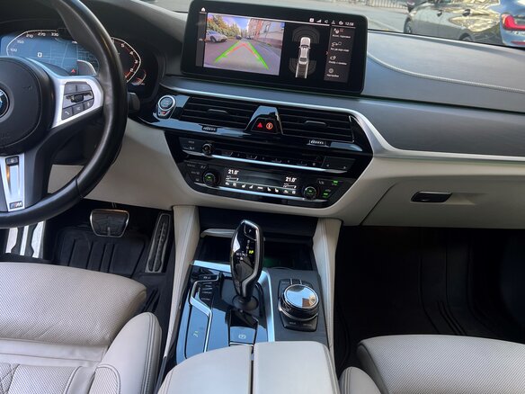 2021 BMW 5 серии 540i xDrive VII (G30/G31/G38) Рестайлинг, серый - вид 10