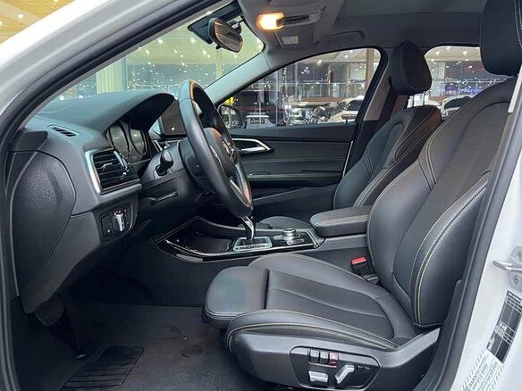 2023 BMW 1 серии 120i III (F52) Рестайлинг, белый, 1415333 рублей - вид 8