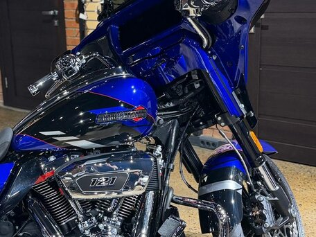 2025 Harley-Davidson CVO Street Glide, синий, 5300000 рублей, вид 2