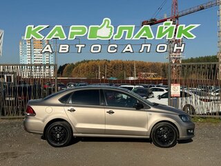 2019 Volkswagen Polo V Рестайлинг, бежевый, 1469000 рублей, вид 4