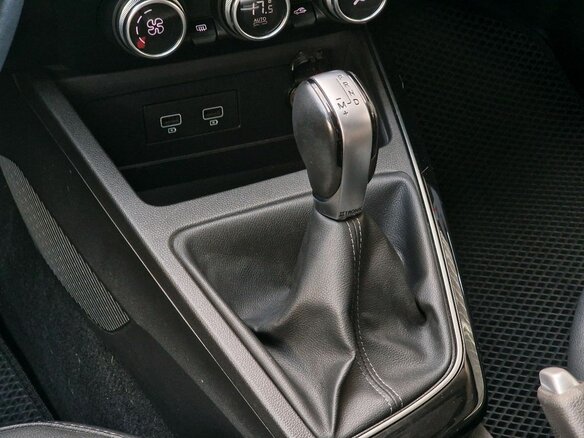 2019 Renault Arkana I, красный, 1715000 рублей - вид 21