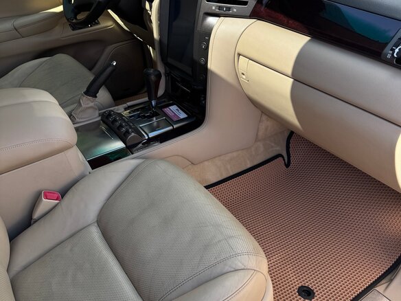 2010 Lexus LX 570 III, чёрный, 2950000 рублей - вид 5