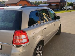 2011 Opel Zafira B Рестайлинг, бежевый, 650000 рублей, вид 5