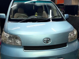 2005 Toyota Porte I, голубой, 650000 рублей, вид 4