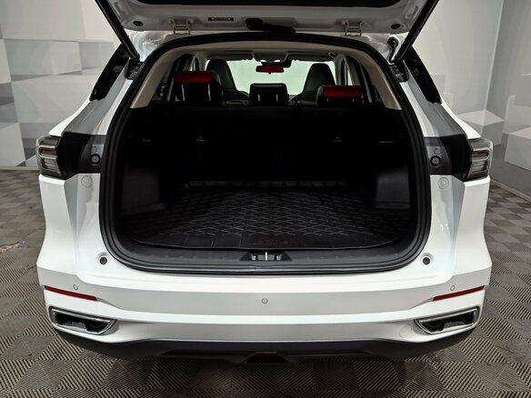 2024 Changan UNI-S I, белый, 2370000 рублей - вид 6