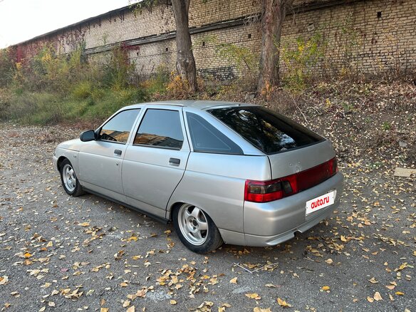 2004 Lada (ВАЗ) 2112, серебристый, 160000 рублей - вид 3