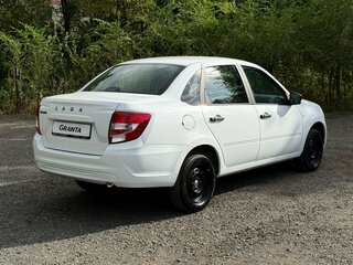 2026 Lada (ВАЗ) Granta I Рестайлинг, белый, 850000 рублей, вид 5