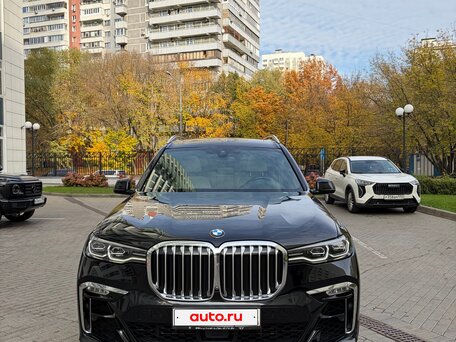 2020 BMW X7 30d I (G07), чёрный, 8700000 рублей, вид 2