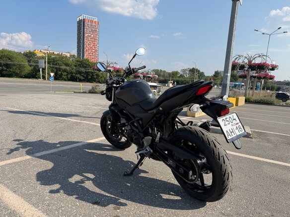 2017 Suzuki SV 650, чёрный - вид 2