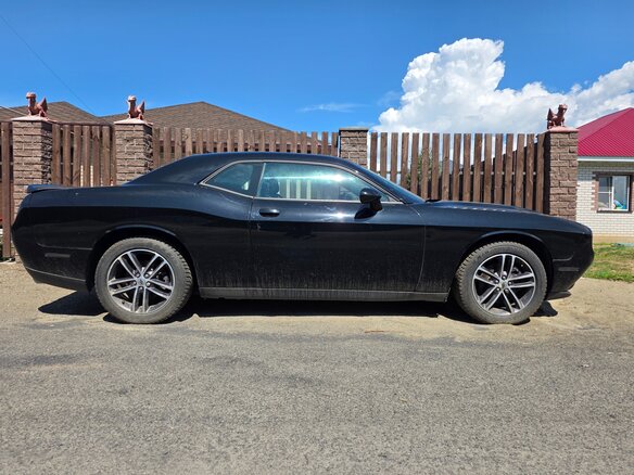 2019 Dodge Challenger III Рестайлинг 2, чёрный, 2000000 рублей - вид 16