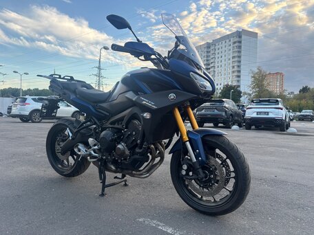 2021 Yamaha MT-09 Tracer (FJ-09), синий, 929000 рублей, вид 4