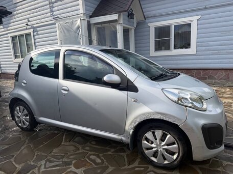 2011 Citroen C1 I Рестайлинг, серебристый, 430000 рублей, вид 3