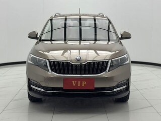 2022 Skoda Kamiq I (China Market), коричневый, 1750000 рублей, вид 2