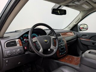 2013 Chevrolet Tahoe 6AT III, чёрный, 3000000 рублей, вид 2