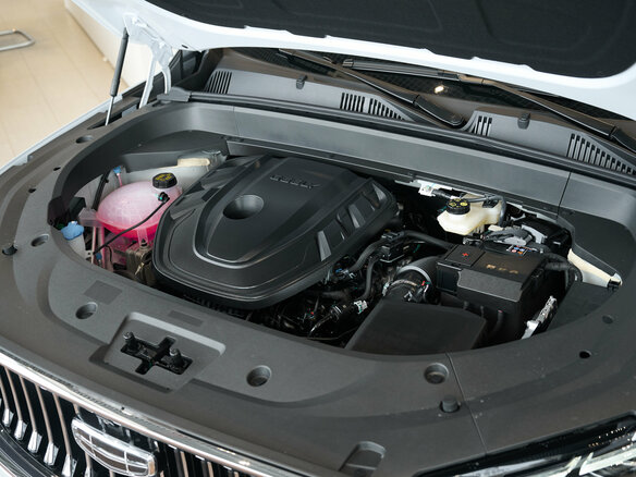2026 Geely Monjaro I, белый, 4954990 рублей - вид 17