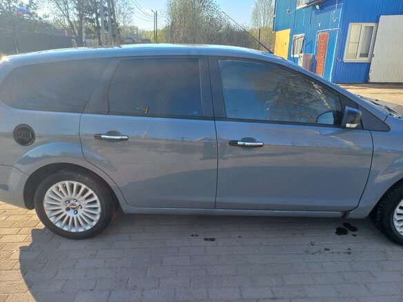 2011 Ford Focus II Рестайлинг, серый, 380000 рублей - вид 9