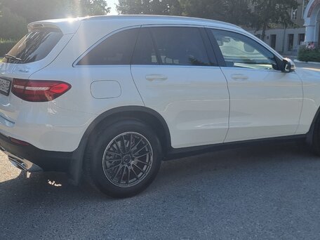 2018 Mercedes-Benz GLC 250 I (X253), белый, 3499000 рублей, вид 4