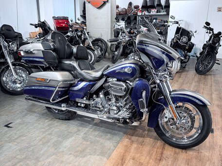 2016 Harley-Davidson CVO Limited, синий, 1799000 рублей, вид 3