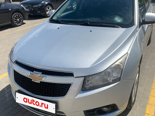 2011 Chevrolet Cruze I, серебристый, 599000 рублей, вид 5