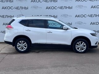 2015 Nissan X-Trail III, белый, 1400000 рублей, вид 4