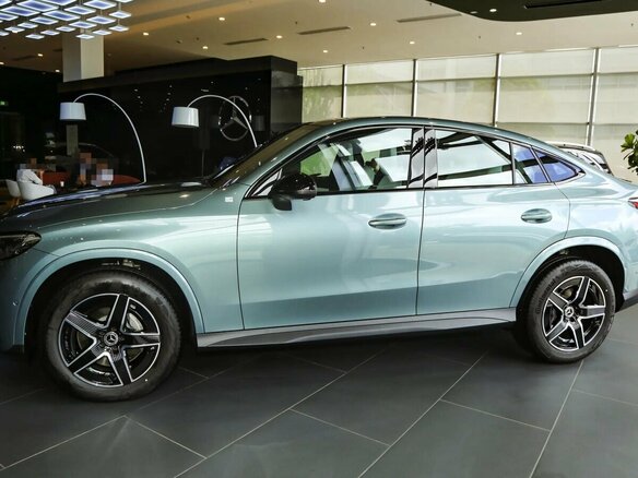 2026 Mercedes-Benz GLC Coupe 260 II (C254), голубой, 7900000 рублей - вид 3