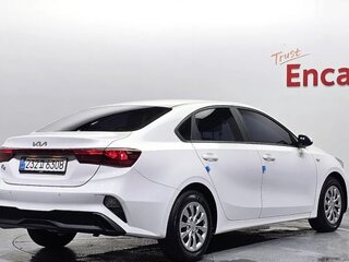 2023 Kia K3 II Рестайлинг, белый, 1355000 рублей, вид 2