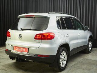 2013 Volkswagen Tiguan I Рестайлинг, серебристый, 1149000 рублей, вид 4