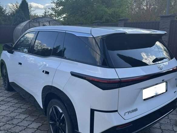 2026 Toyota bZ3X 58.3 kWh, белый, 2900000 рублей - вид 14